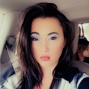 Meet your Posher, Jinnie